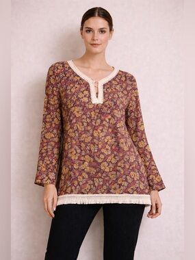 Boho Floral Bell Sleeve Top Crochet Trim Fringe Hem